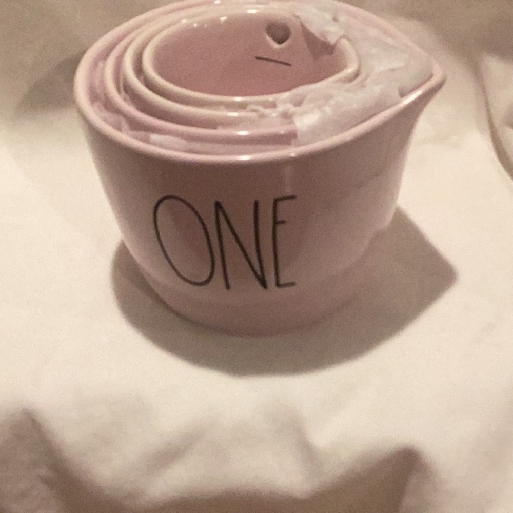Rae Dunn Pink heart cutout measuring cups